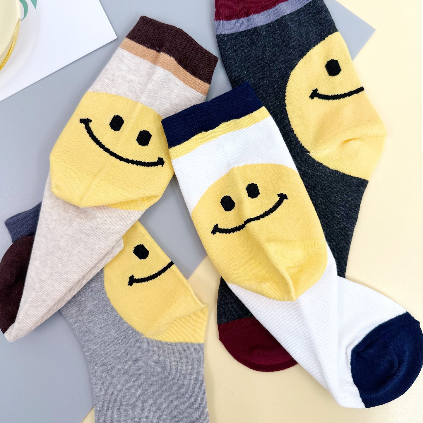 Women's Crew Color Smile Socks