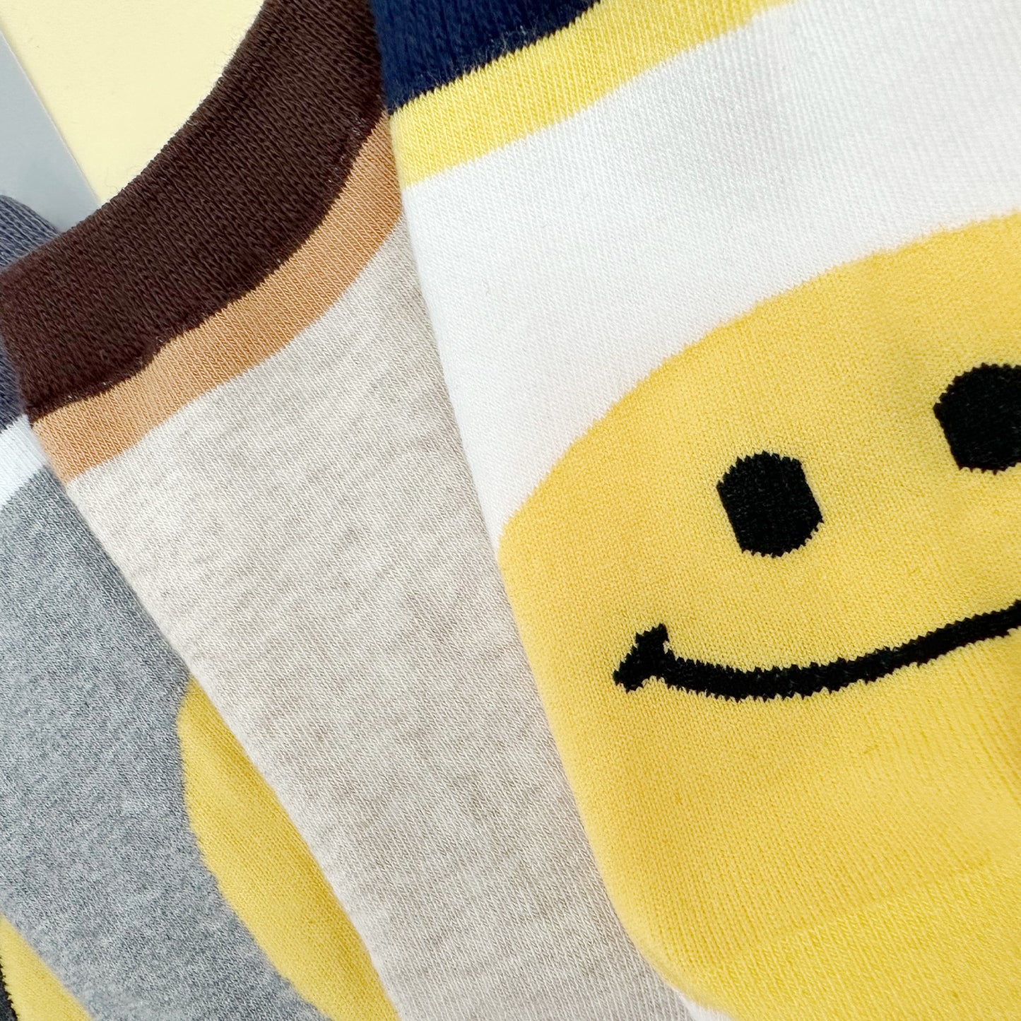 Women's Crew Color Smile Socks