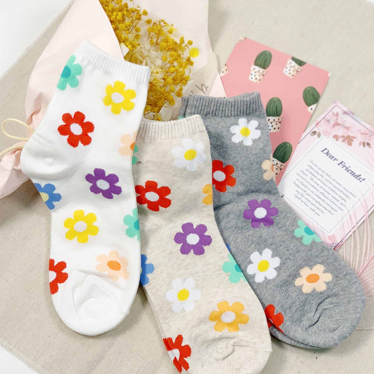 Women's Crew Spring Flowers Socks