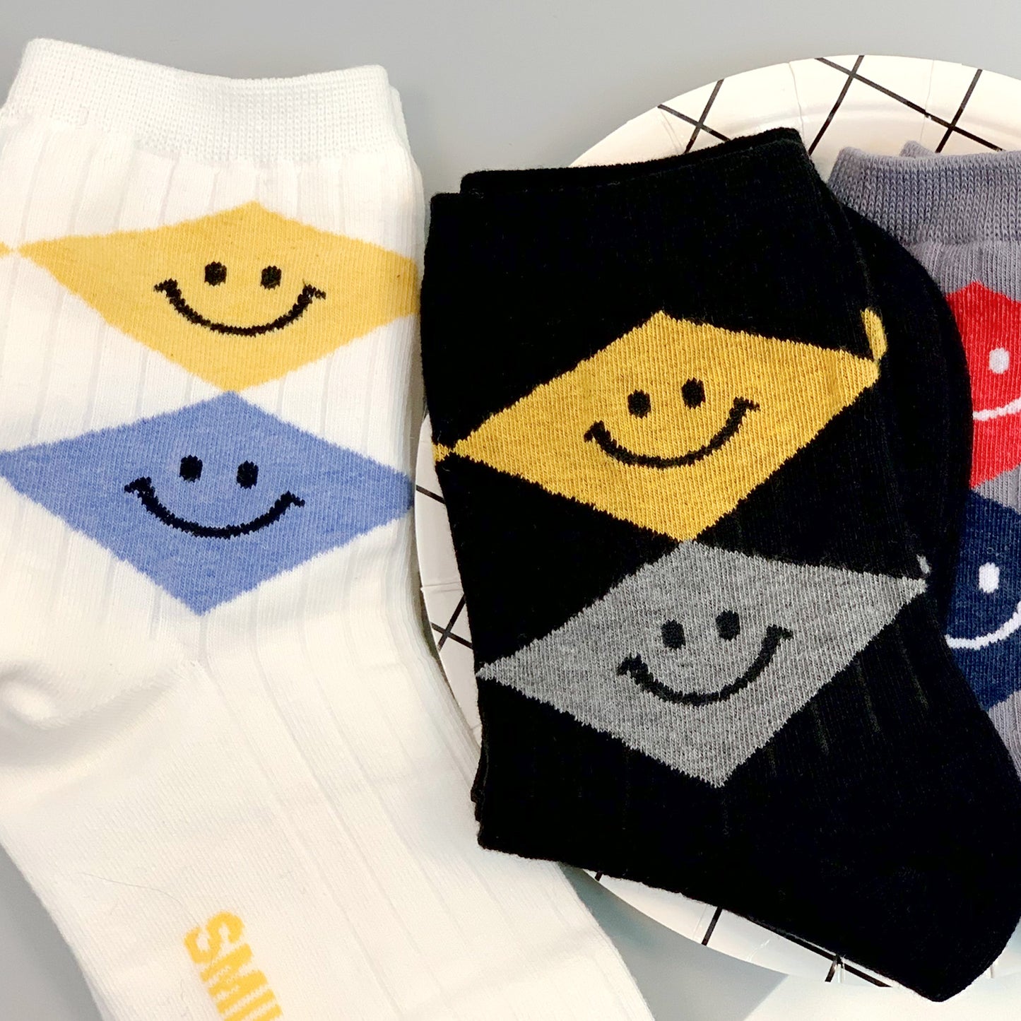 Women's Crew Argyle Smile Socks