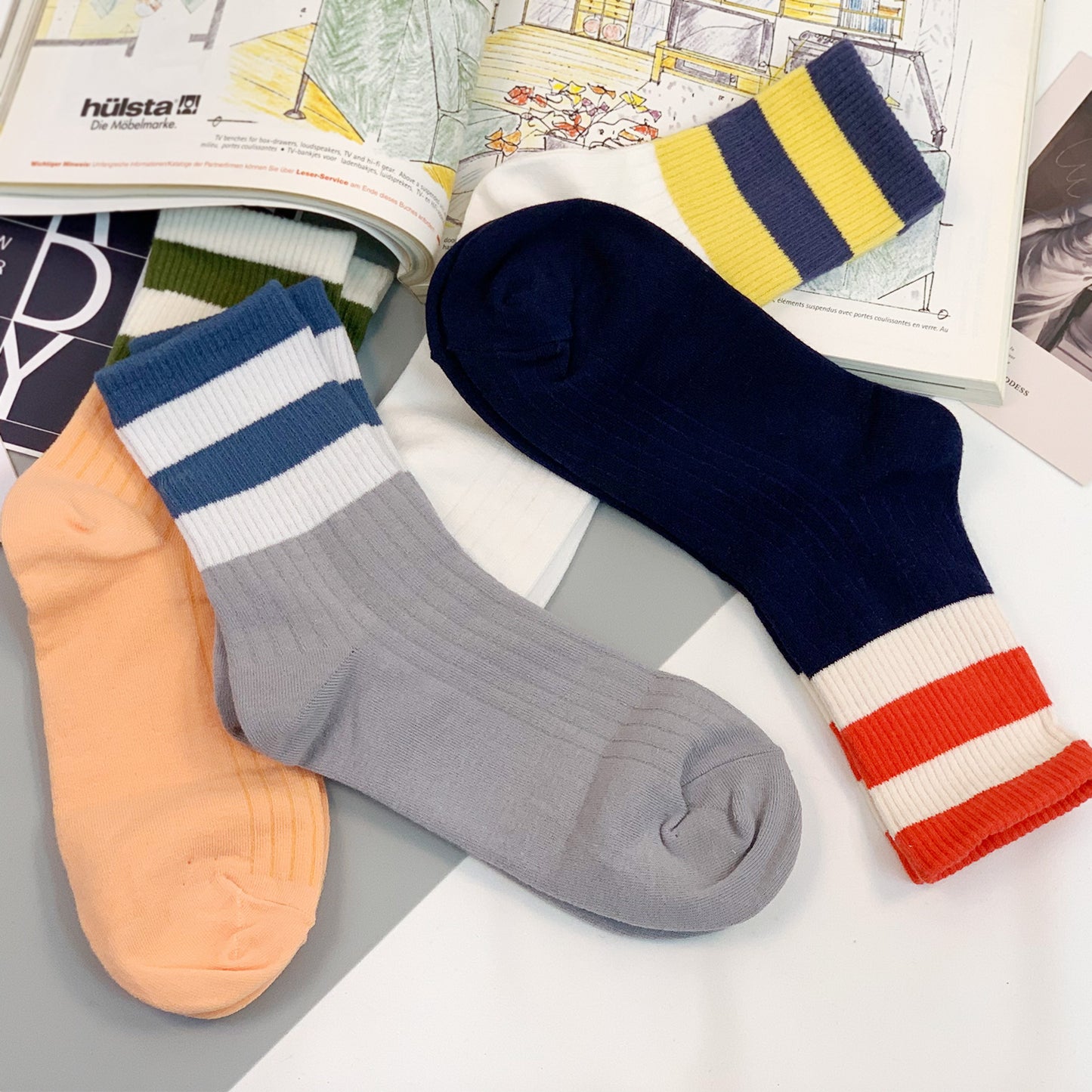 Women's Crew Ribbed Two-Tone Stripe Socks