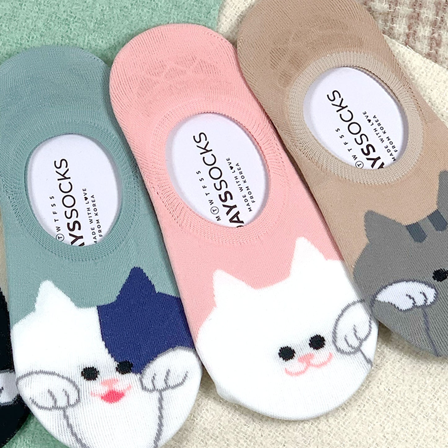 Women's No Show Neco Meo-Meo Socks