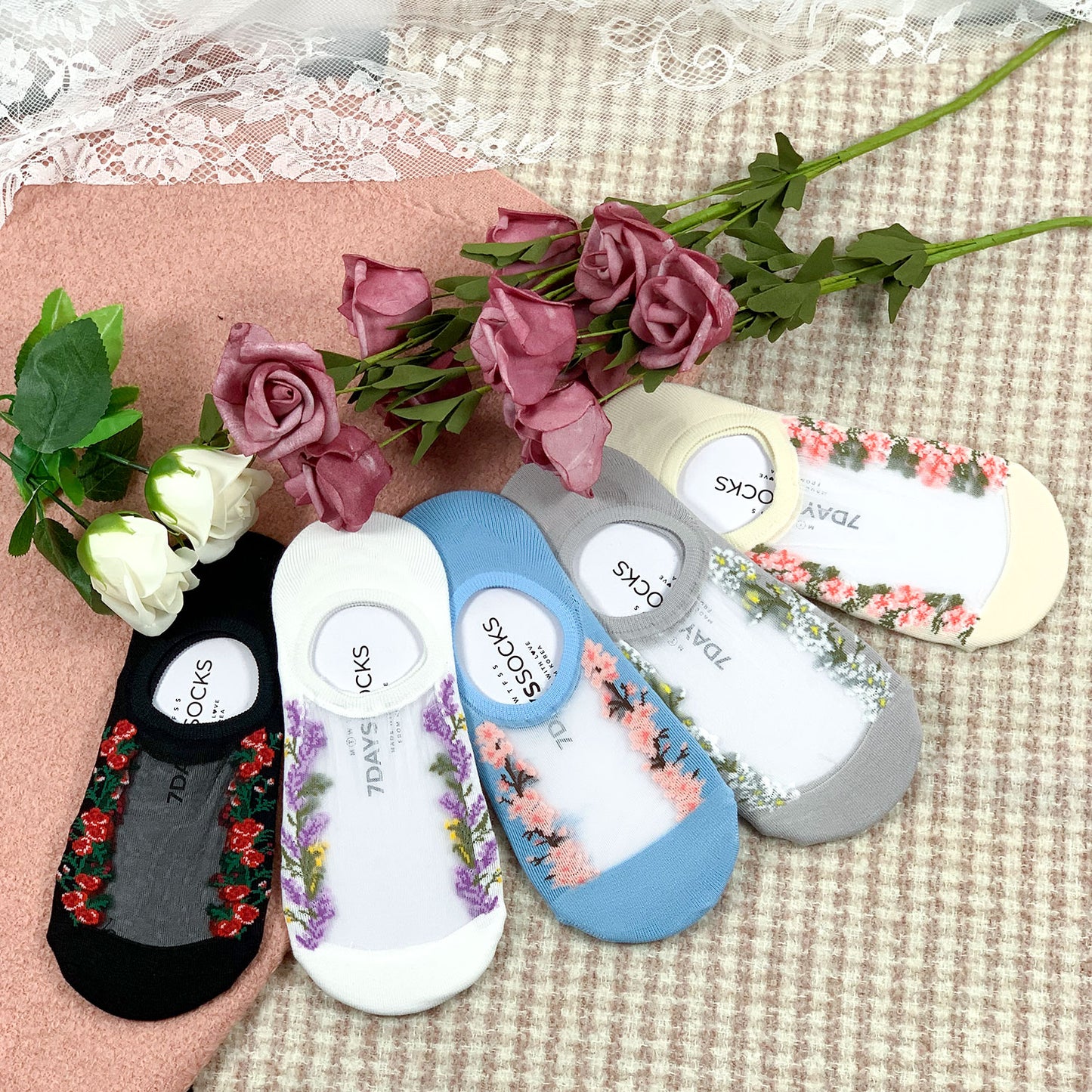 Women's No Show See-Through Flower Line Socks