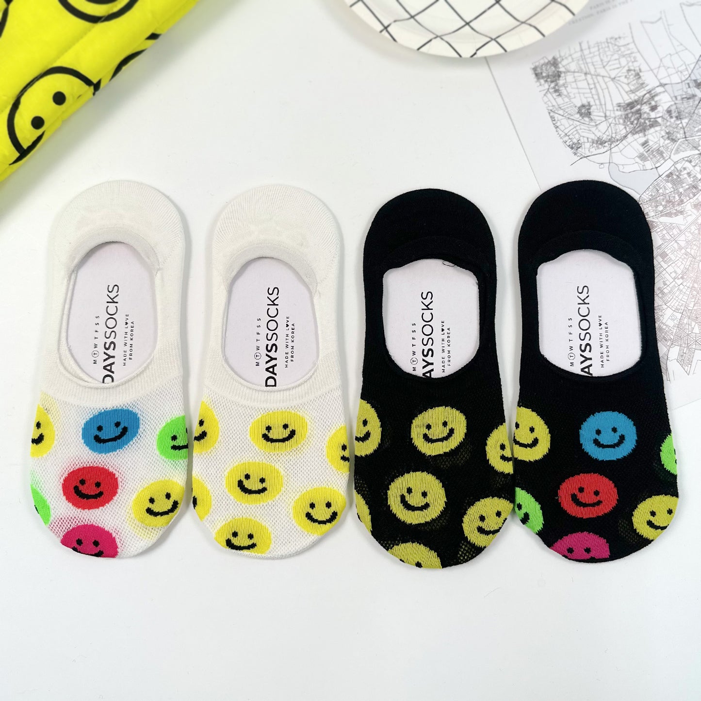 Women's No Show See-Through Smile Socks