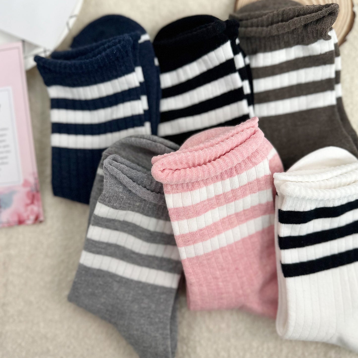 Women's Crew Rolling AA Socks