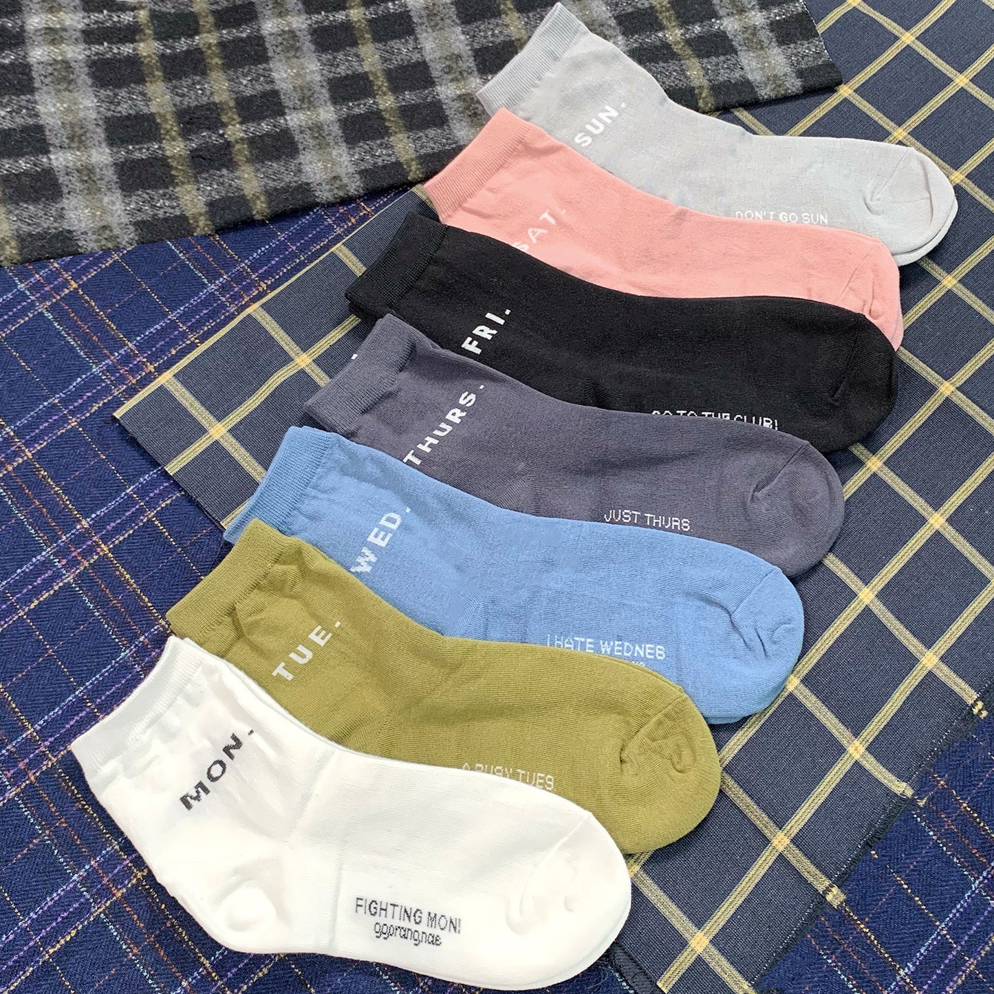 Women's Crew Weekly Socks
