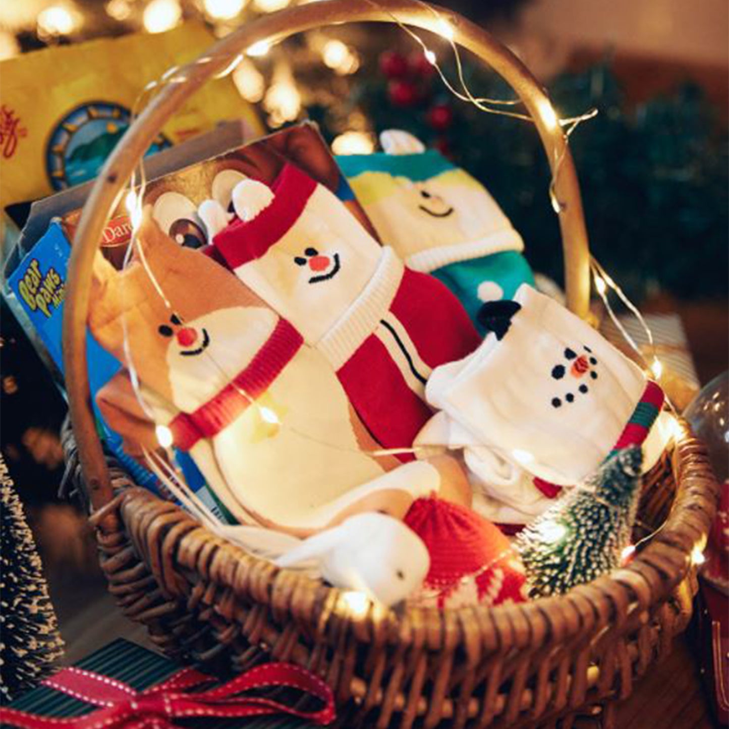 Women's Crew Santa Family Socks