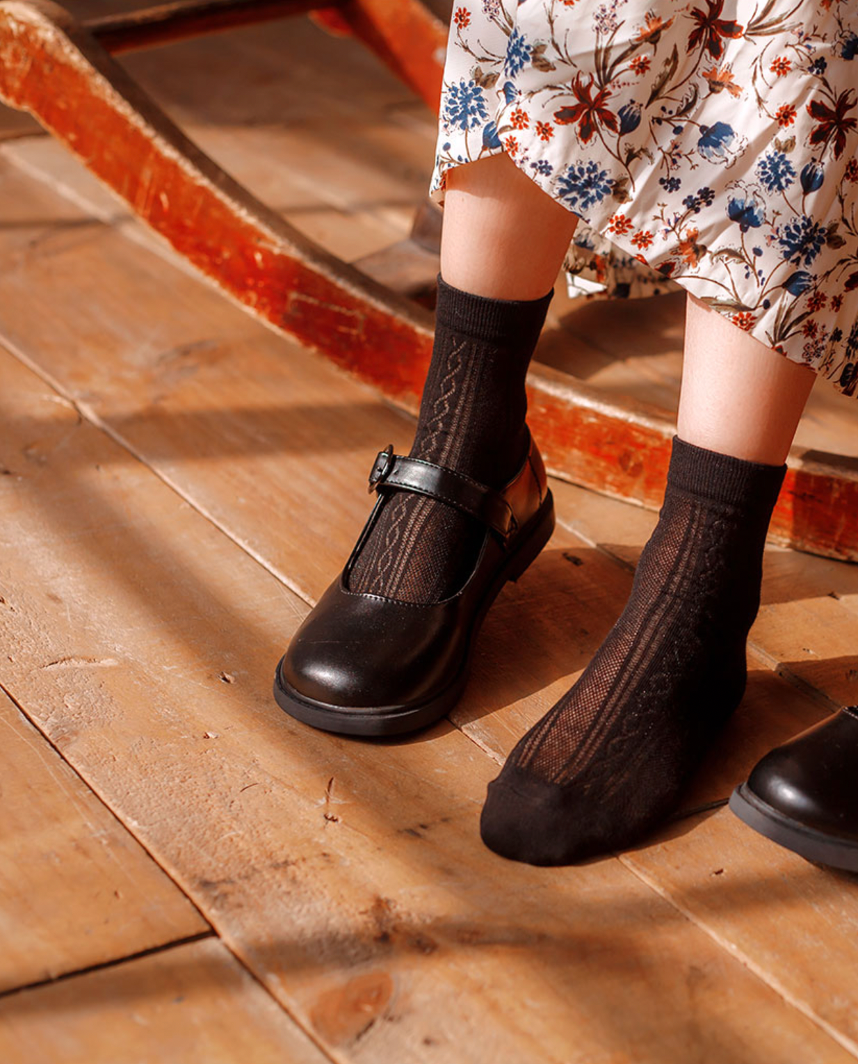 Women's Crew Daily Fine Mesh See-Through Socks