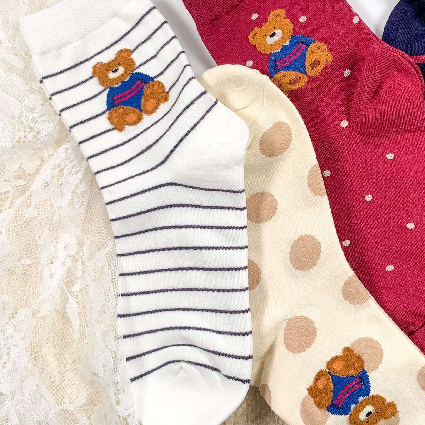 Women's Crew Classic Bear Socks