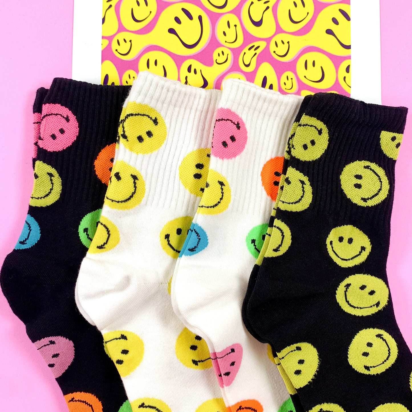 Women's Crew Smile Pattern Socks