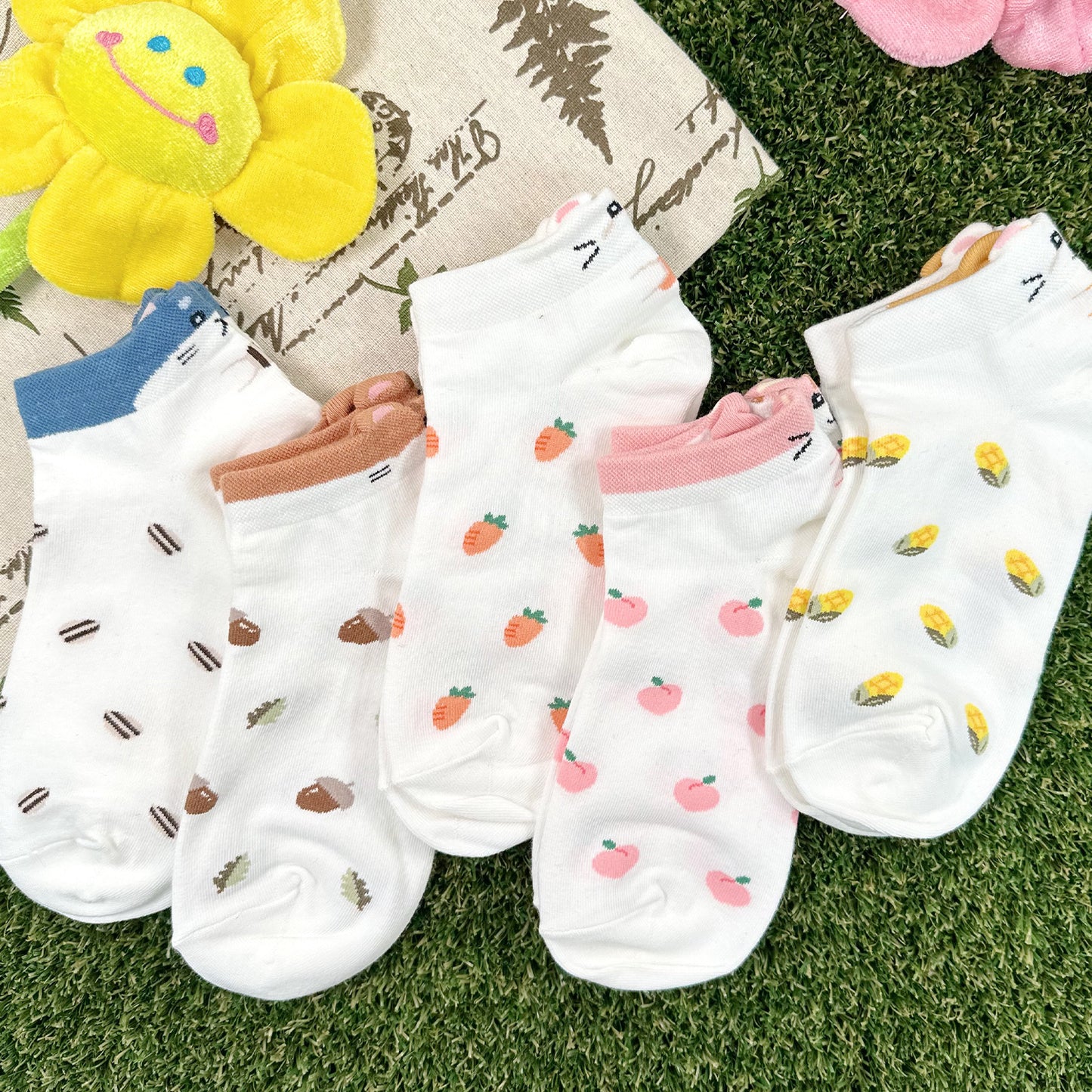 Women's Ankle Yum-Yum Hamster Socks