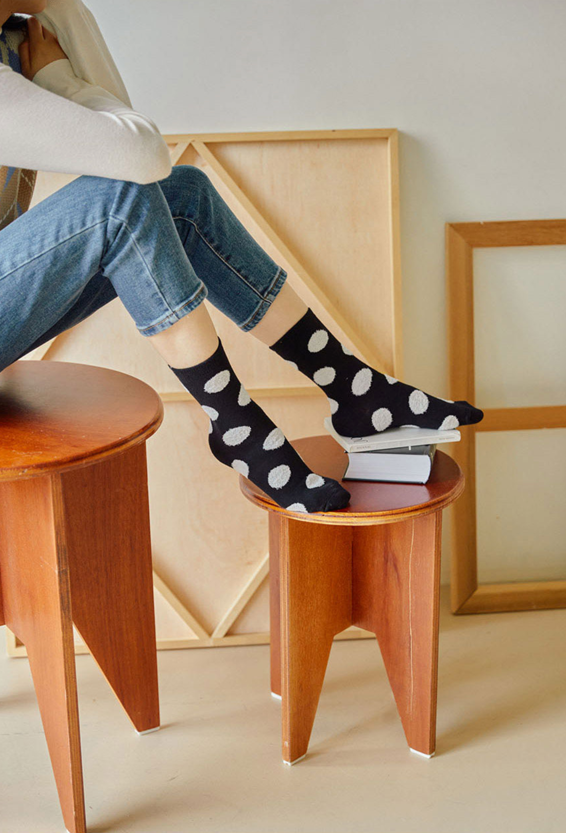 Women's Crew Winter Fuzzy Dot Socks