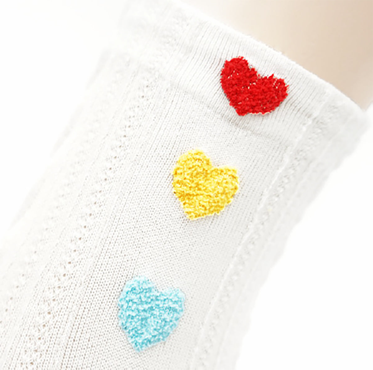 Women's Crew Mesh Pom Pom Heart Socks