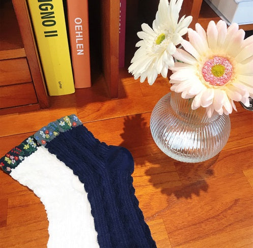 Women's Crew Mesh Snow Flower Socks