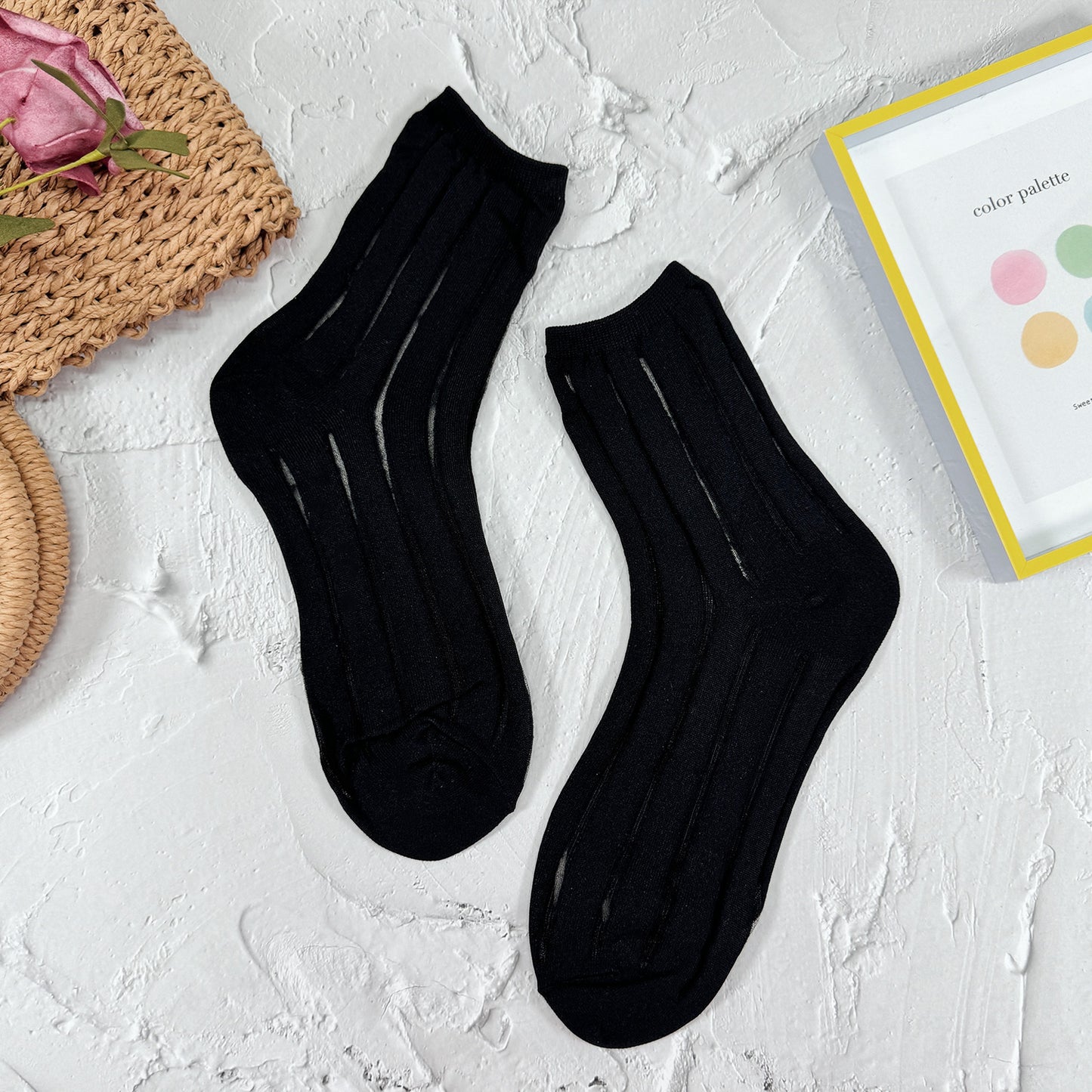 Women's Crew Semi Sheer Line Socks