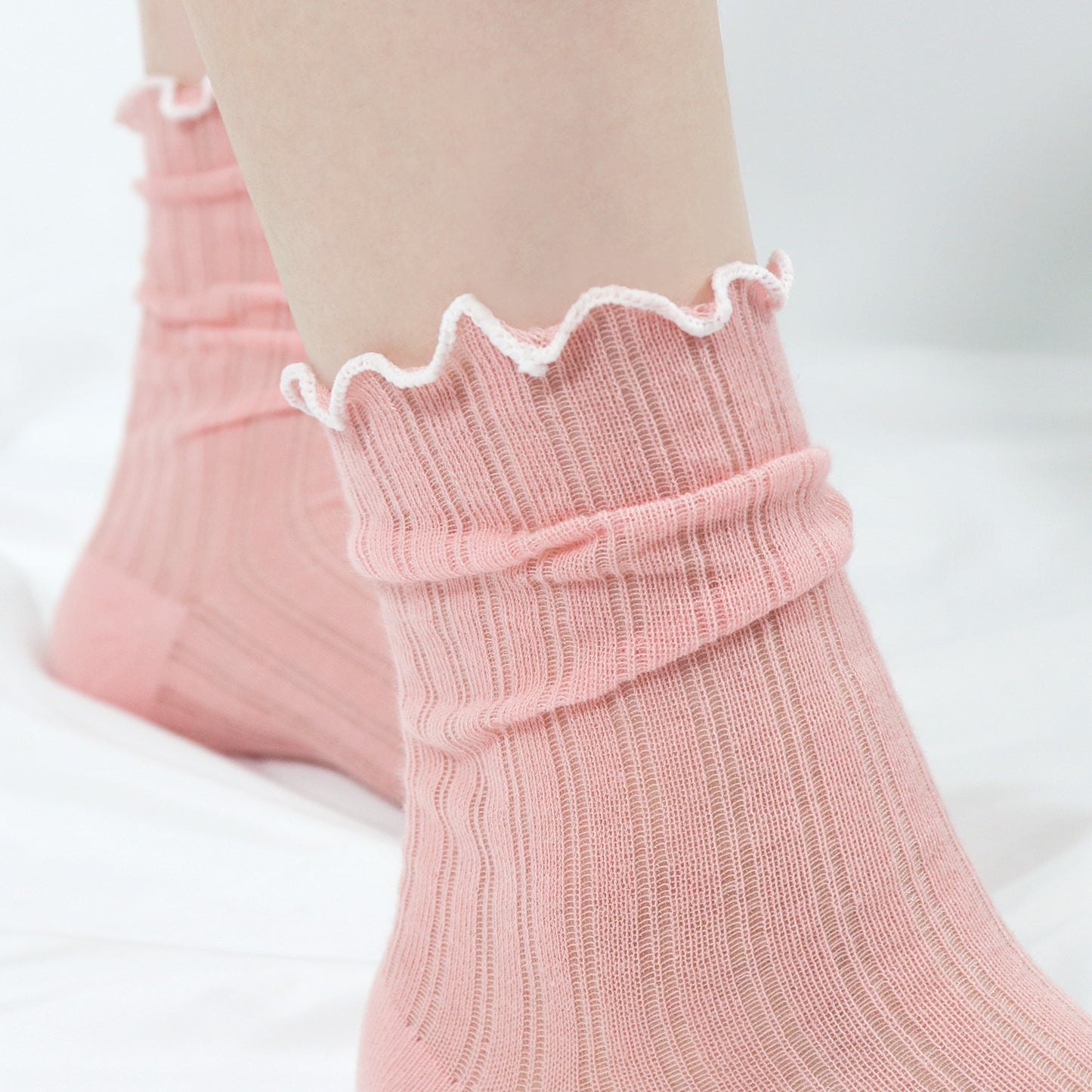 Women's Crew Sheer Ruffle See-Through Socks