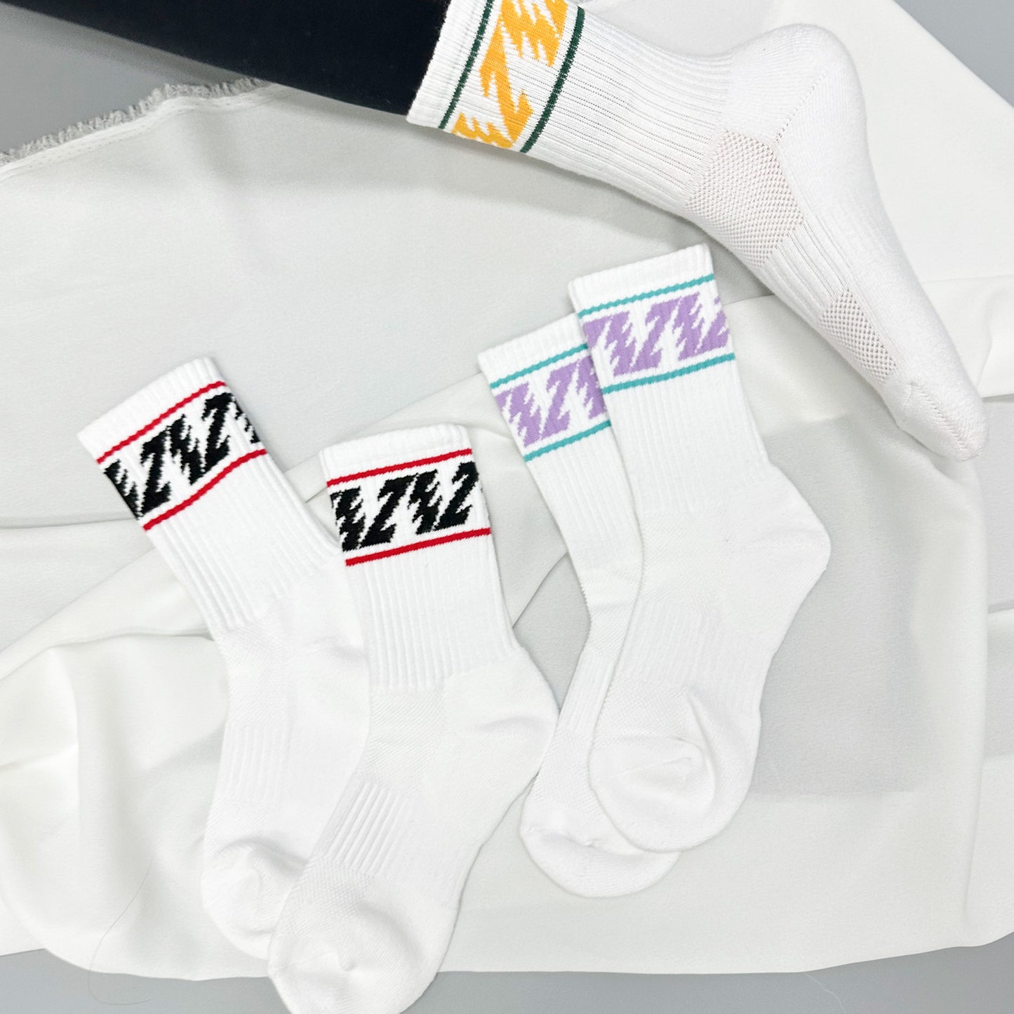 Women's Crew Tennis Court Performance Style 6 Socks