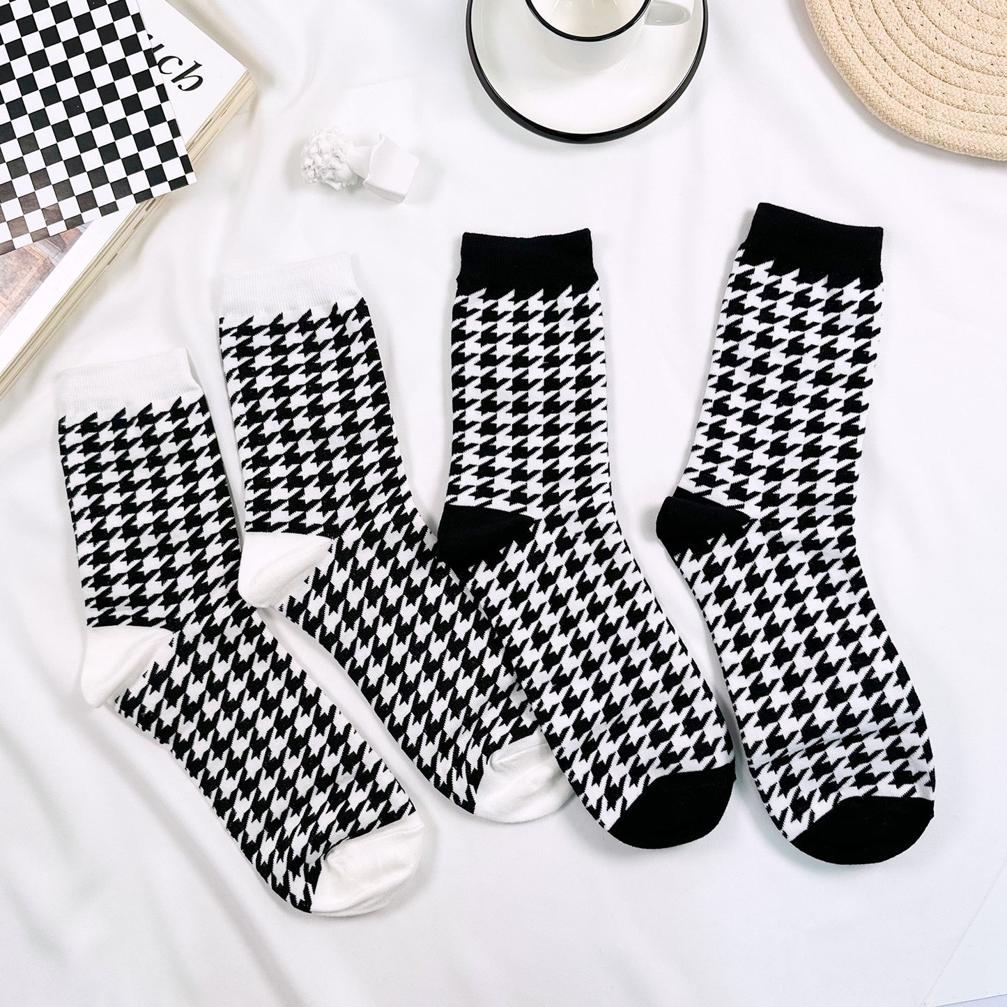 Women's Crew Hound Tooth Check Socks