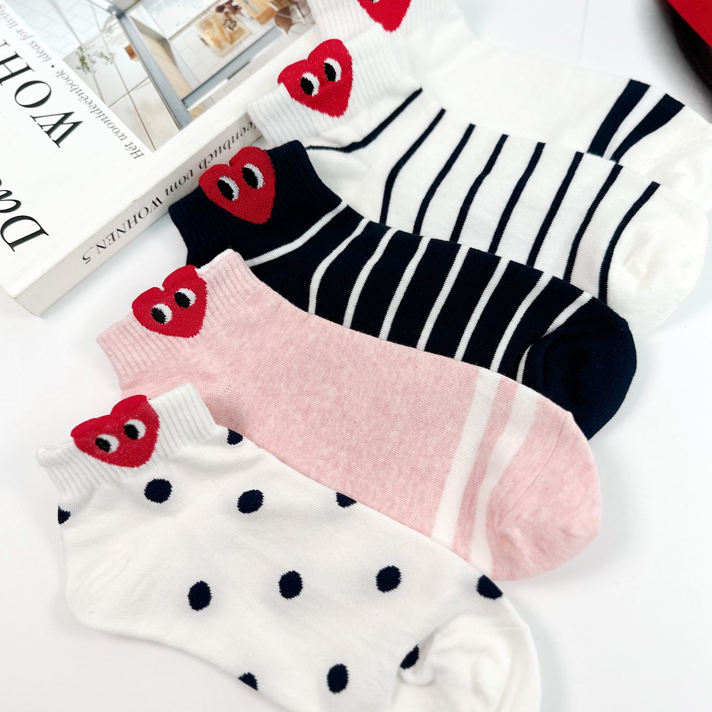 Women's Ankle Falling In Love Socks