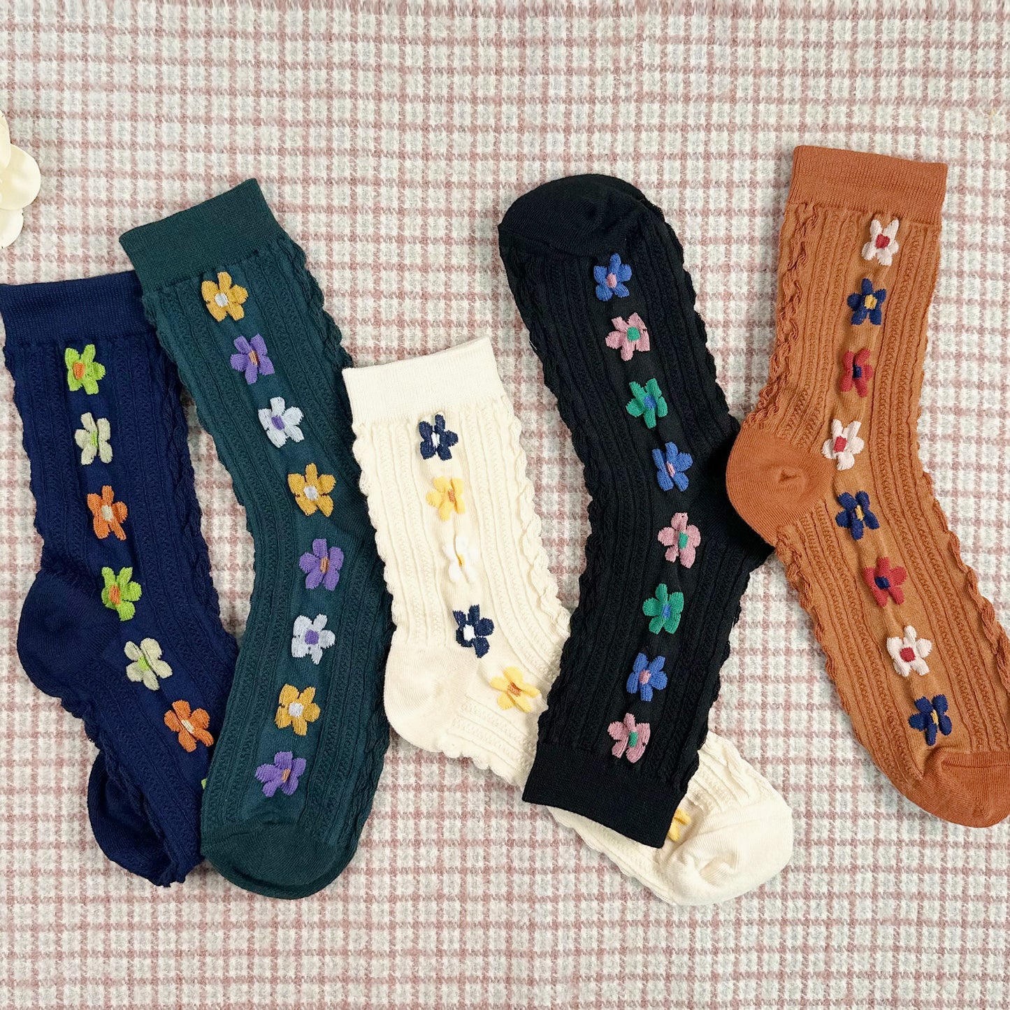 Women's Crew Line Flower Socks