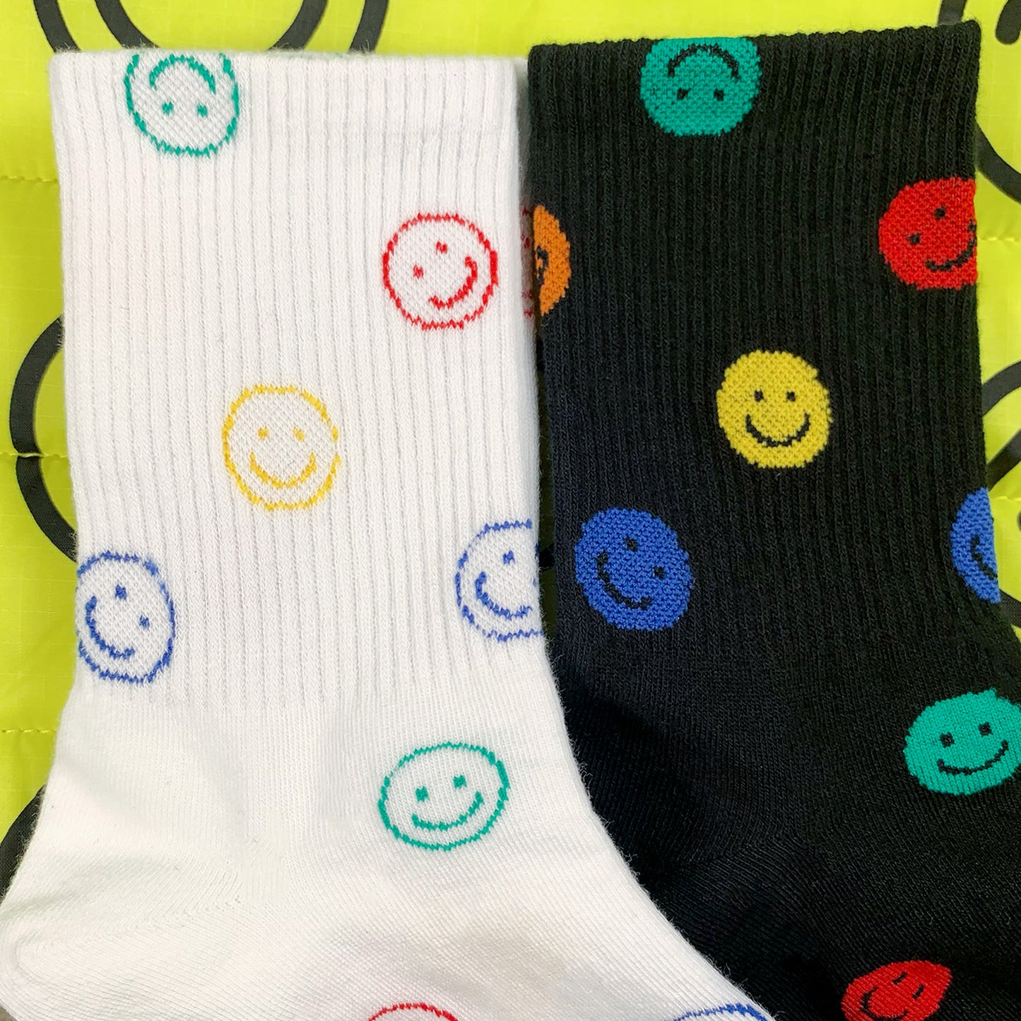 Women's Crew Popping Smile Socks