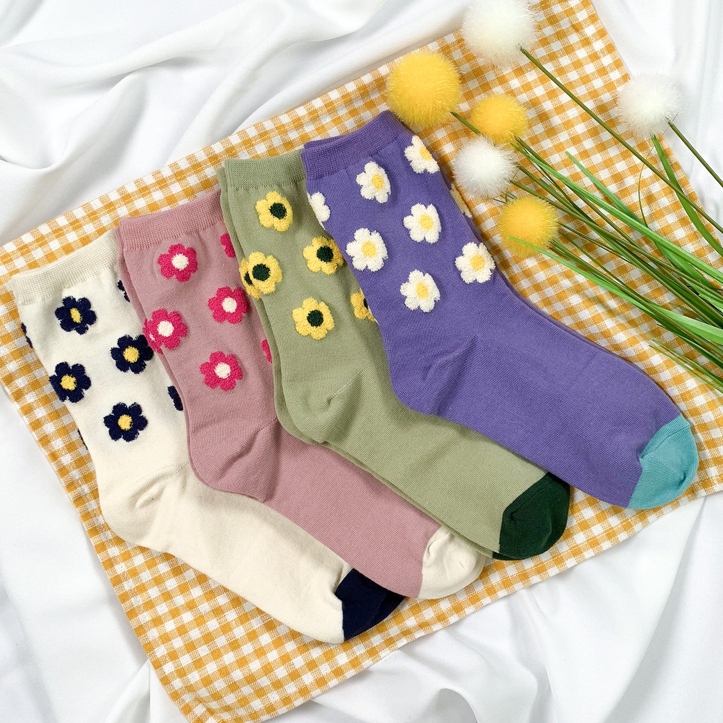 Women's Crew Tactel Flower Socks