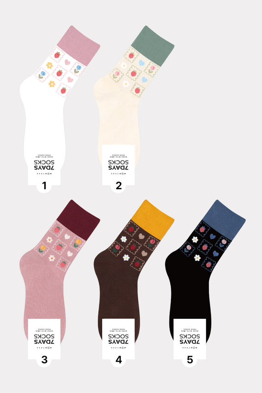 Women's Crew Cottage Garden Pattern Socks - Made in Korea