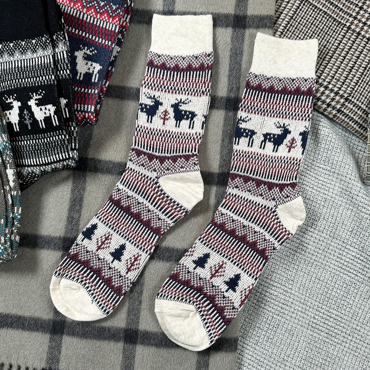 Men's Crew Deer Jacquard Socks