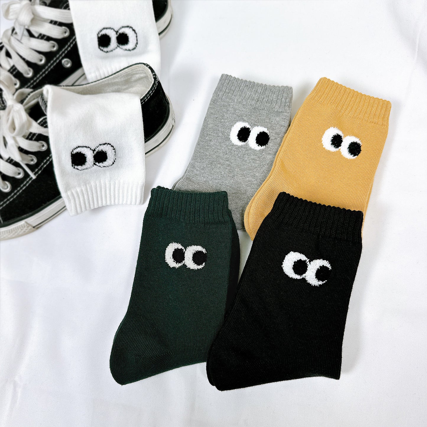 Women's Crew Daily Circle Eyes Socks - Made in Korea