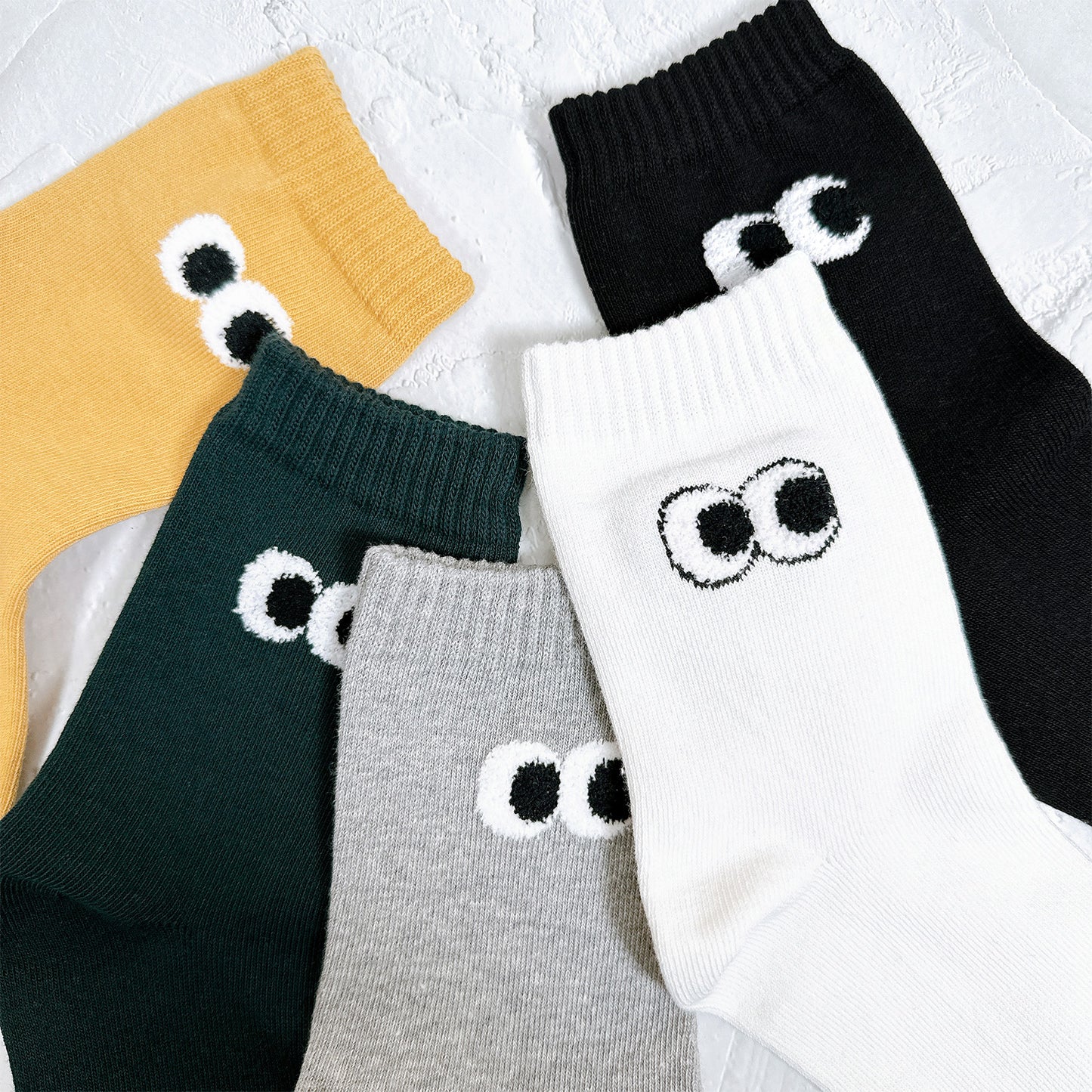Women's Crew Daily Circle Eyes Socks - Made in Korea
