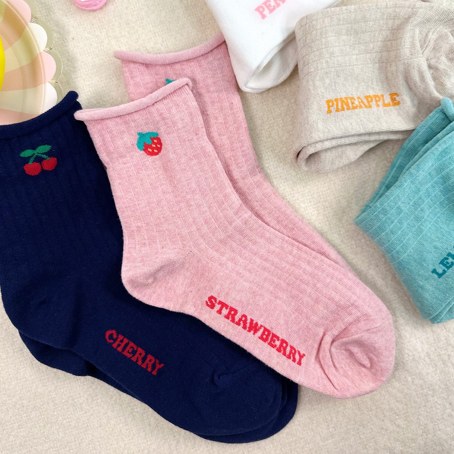 Women's Crew Ribbed Fruit Rolled Socks