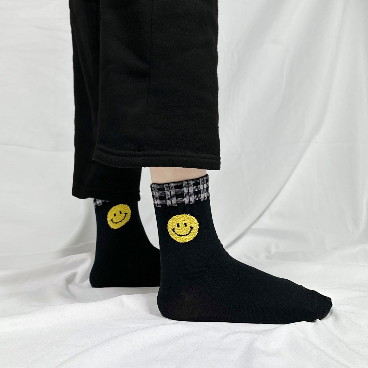 Women's Crew Smile Face Socks - Made in Korea