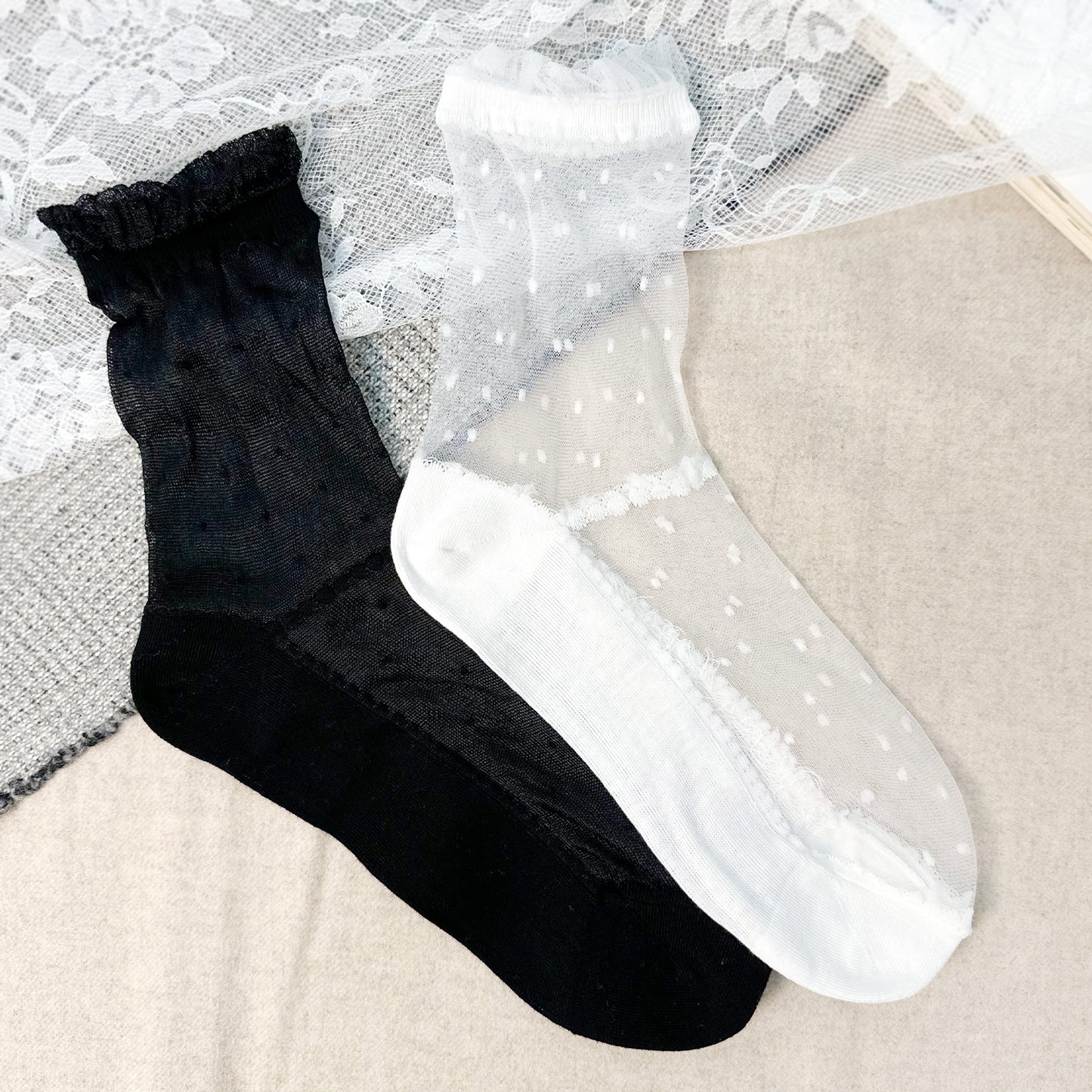 Women's Ankle See-Through Dot Lace Socks