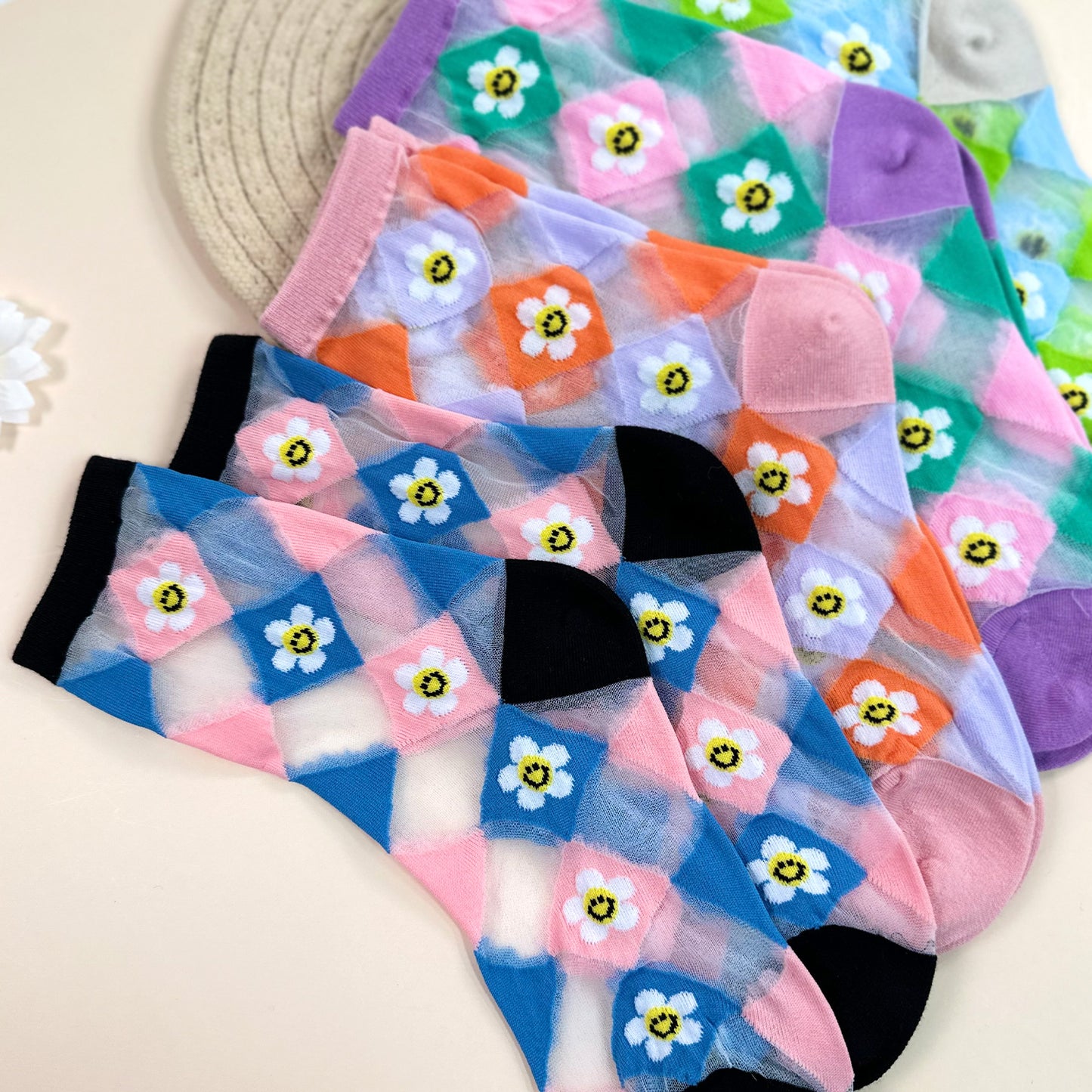 Women's Crew See-Through Smile Flower Argyle Socks