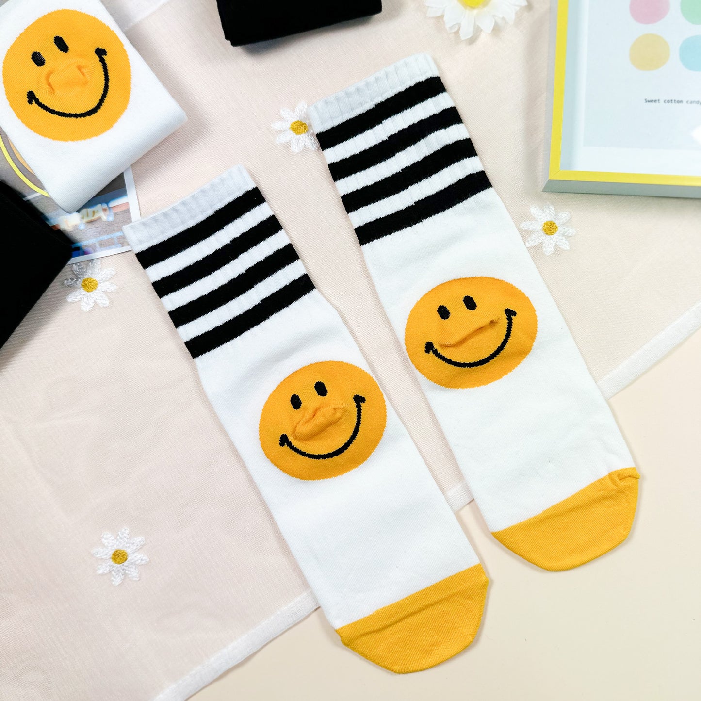Women's Crew Hidden Smile Socks