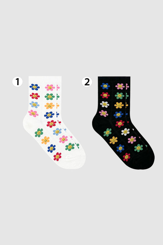 Women's Crew Retro Smile Flower Day Socks