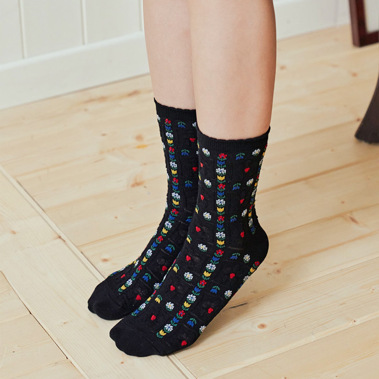 Women's Crew Grid Flower Socks