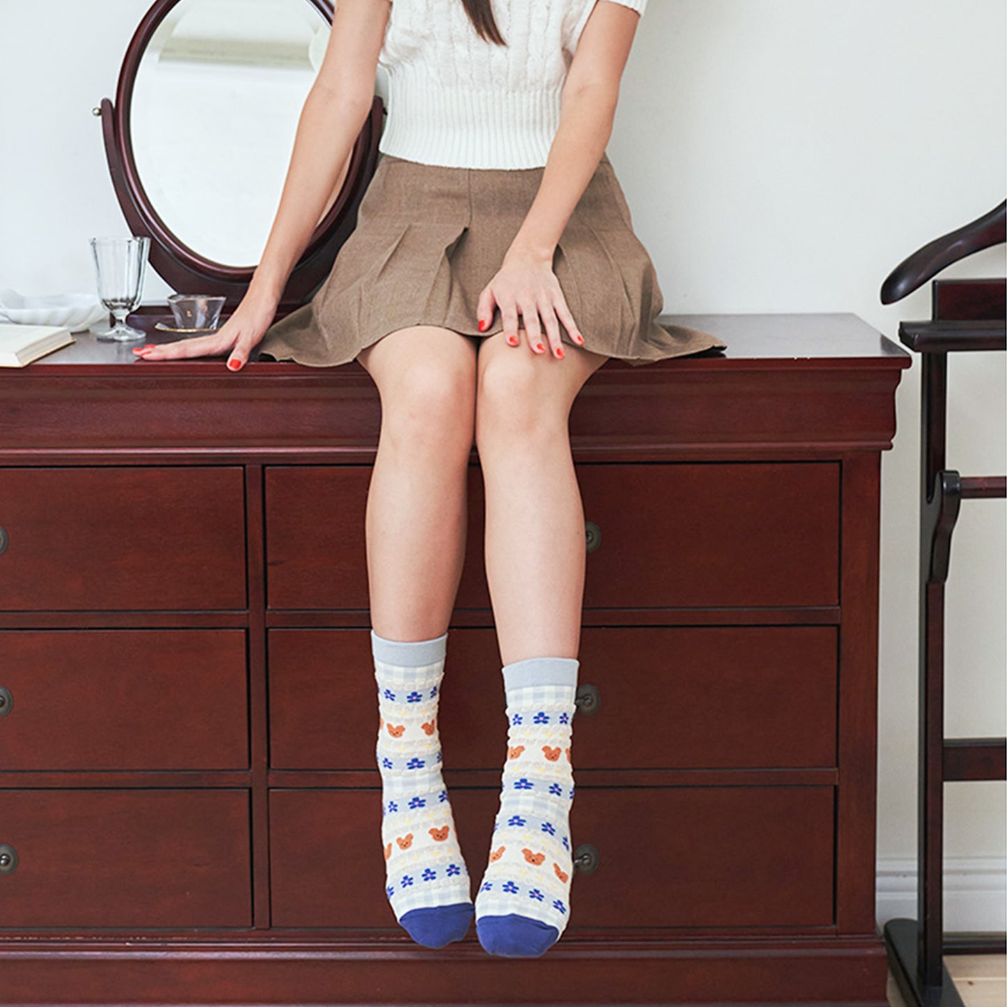 Women's Pastel Bear Crew Socks