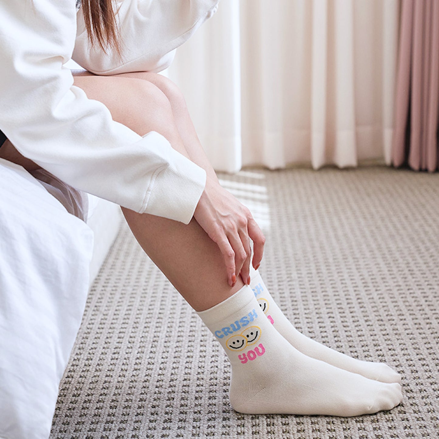 Women's Smile Culture Crew Socks