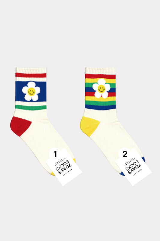 Women's Crew Rainbow Flower Smile Socks