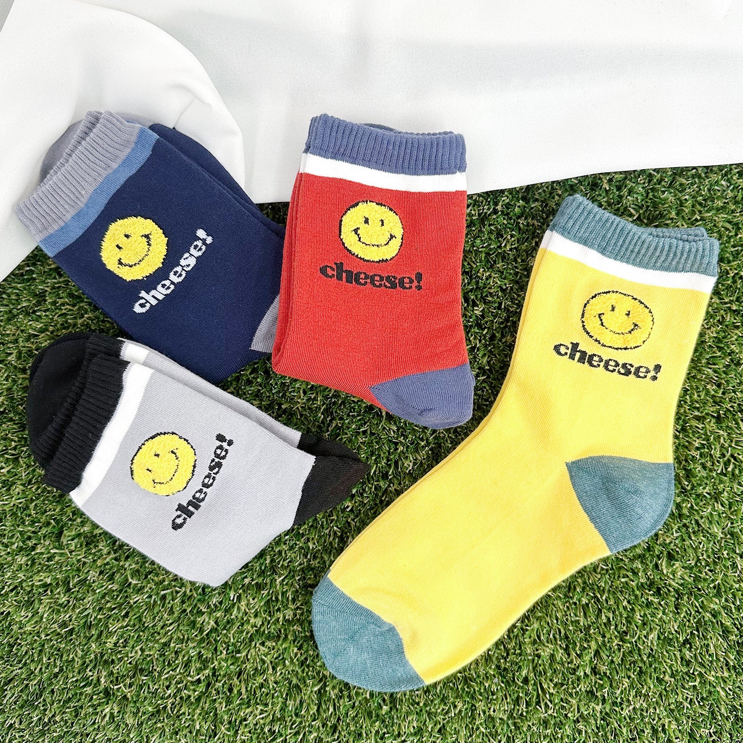 Women's Crew Smile Cheese Socks