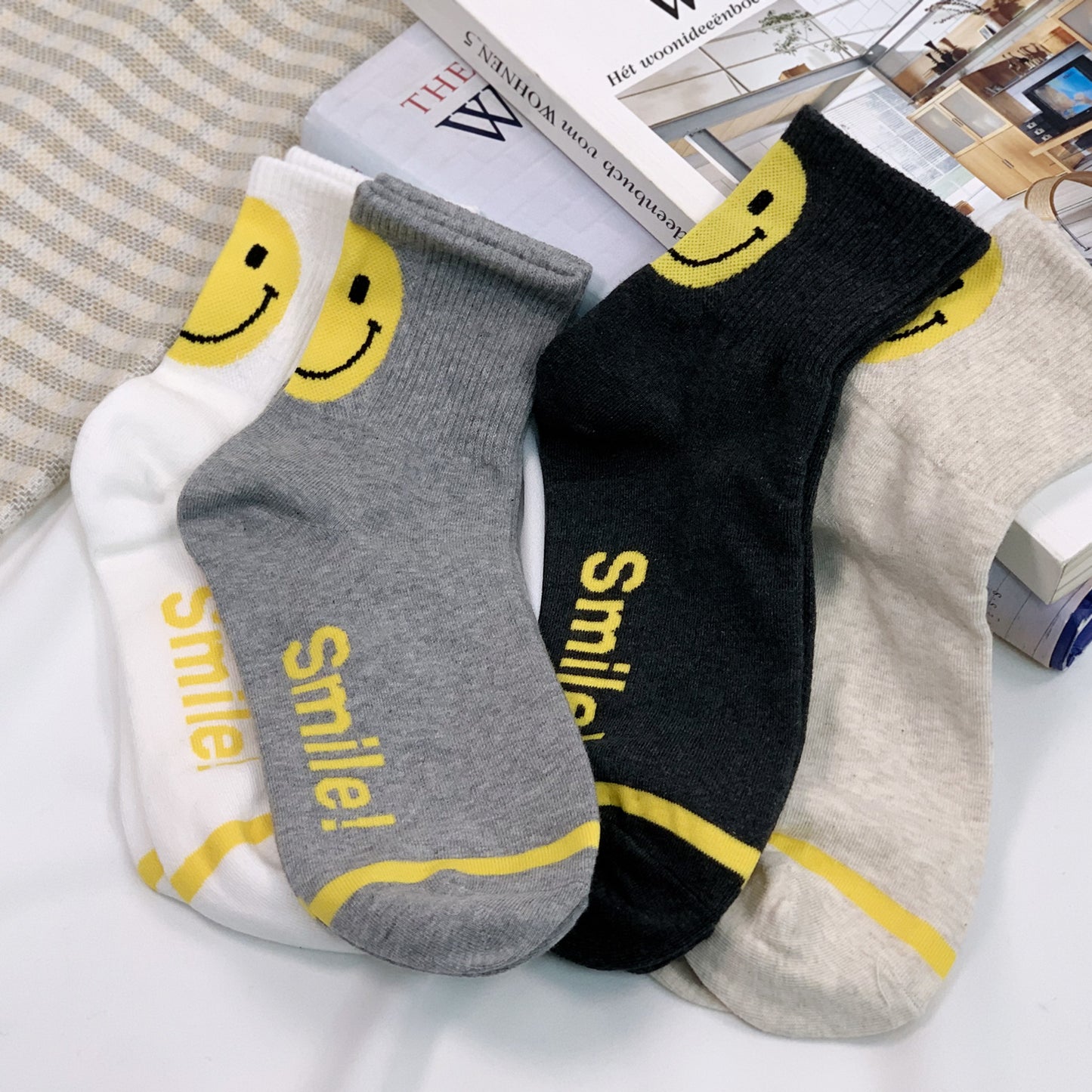 Women's Crew Smile Fashion Socks