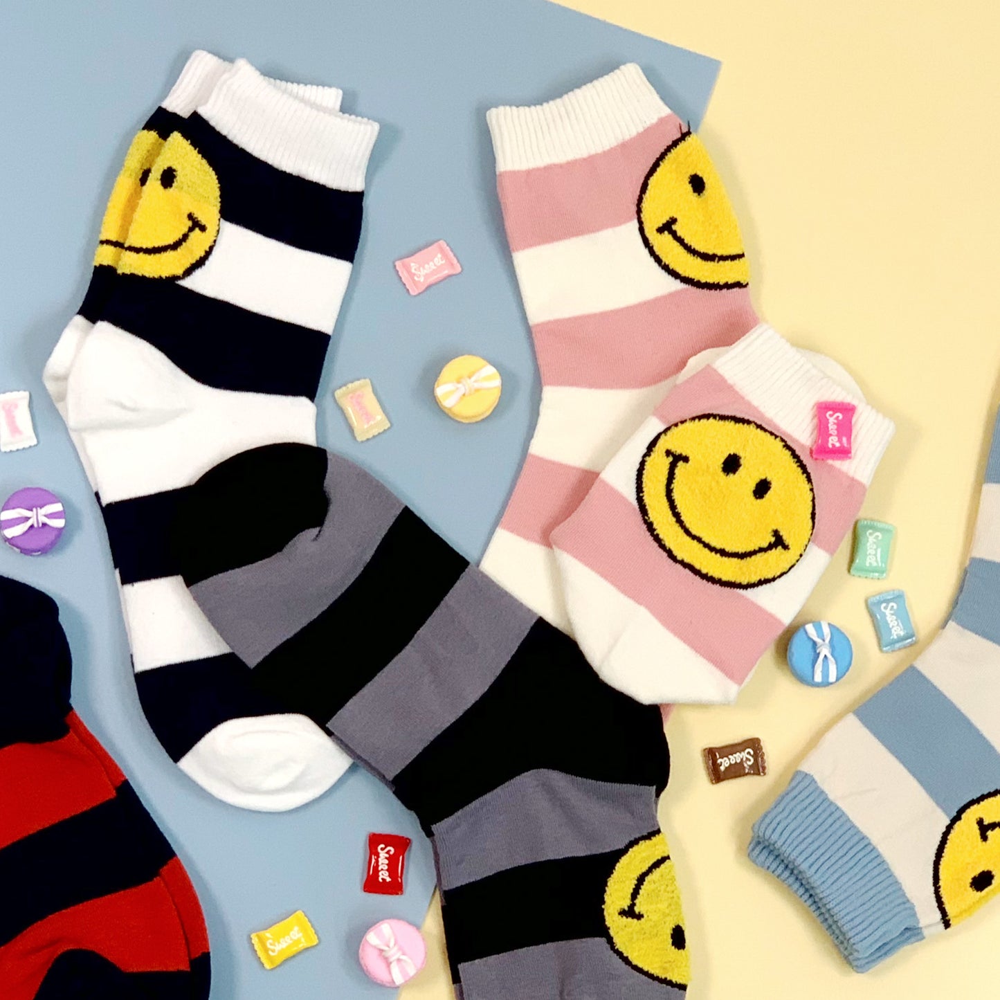 Women's Crew Coloring Smile Socks
