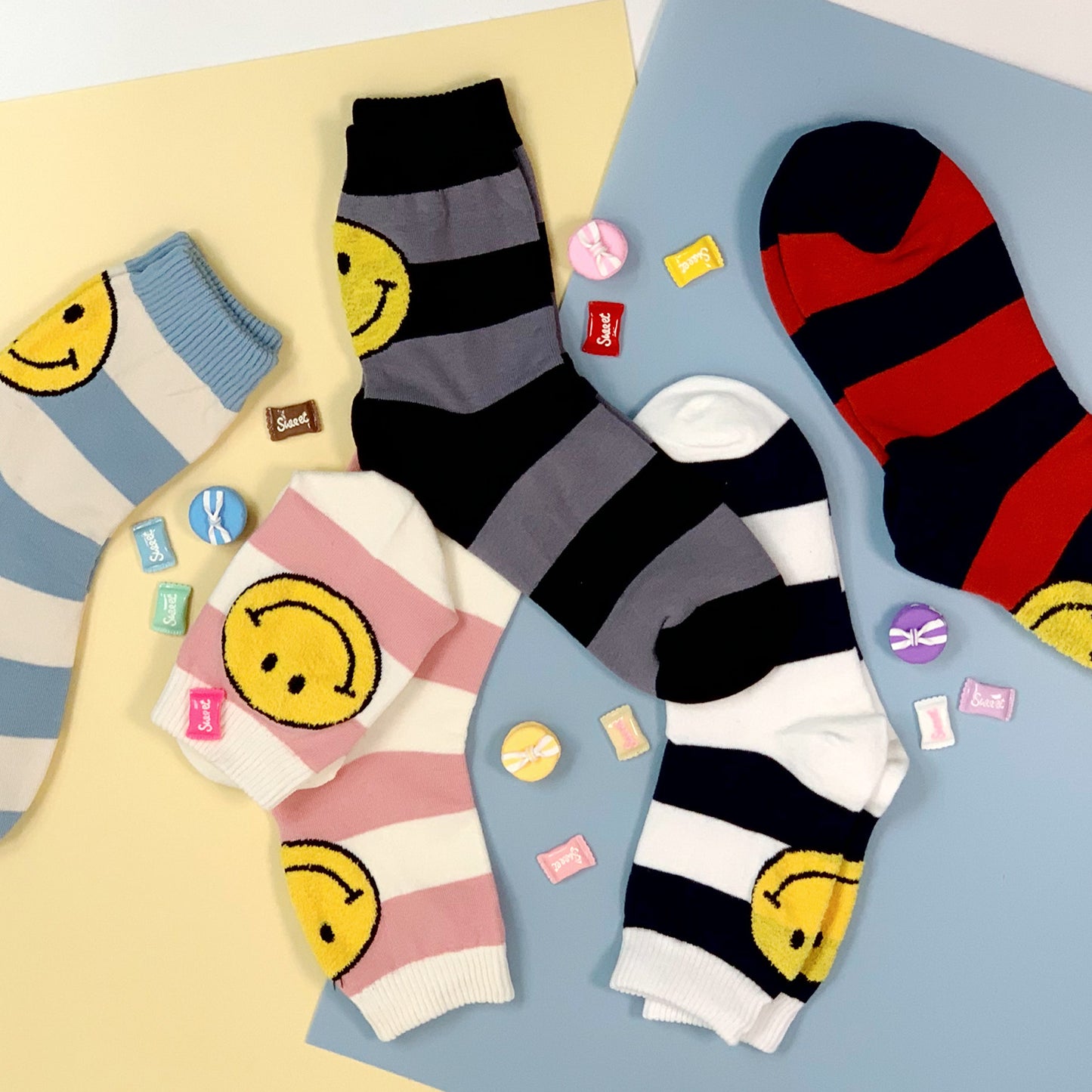 Women's Crew Coloring Smile Socks