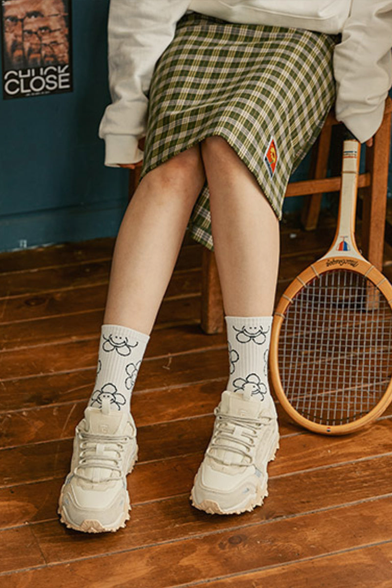 Women's Crew Line Smile Flower Socks