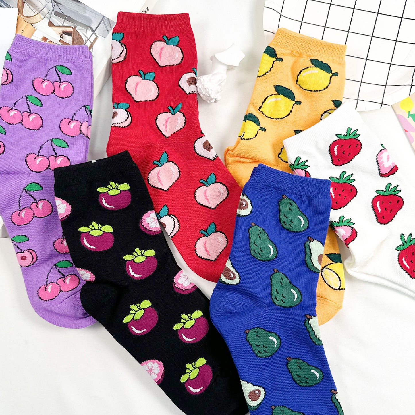 Women's Crew Fruit Decole Socks