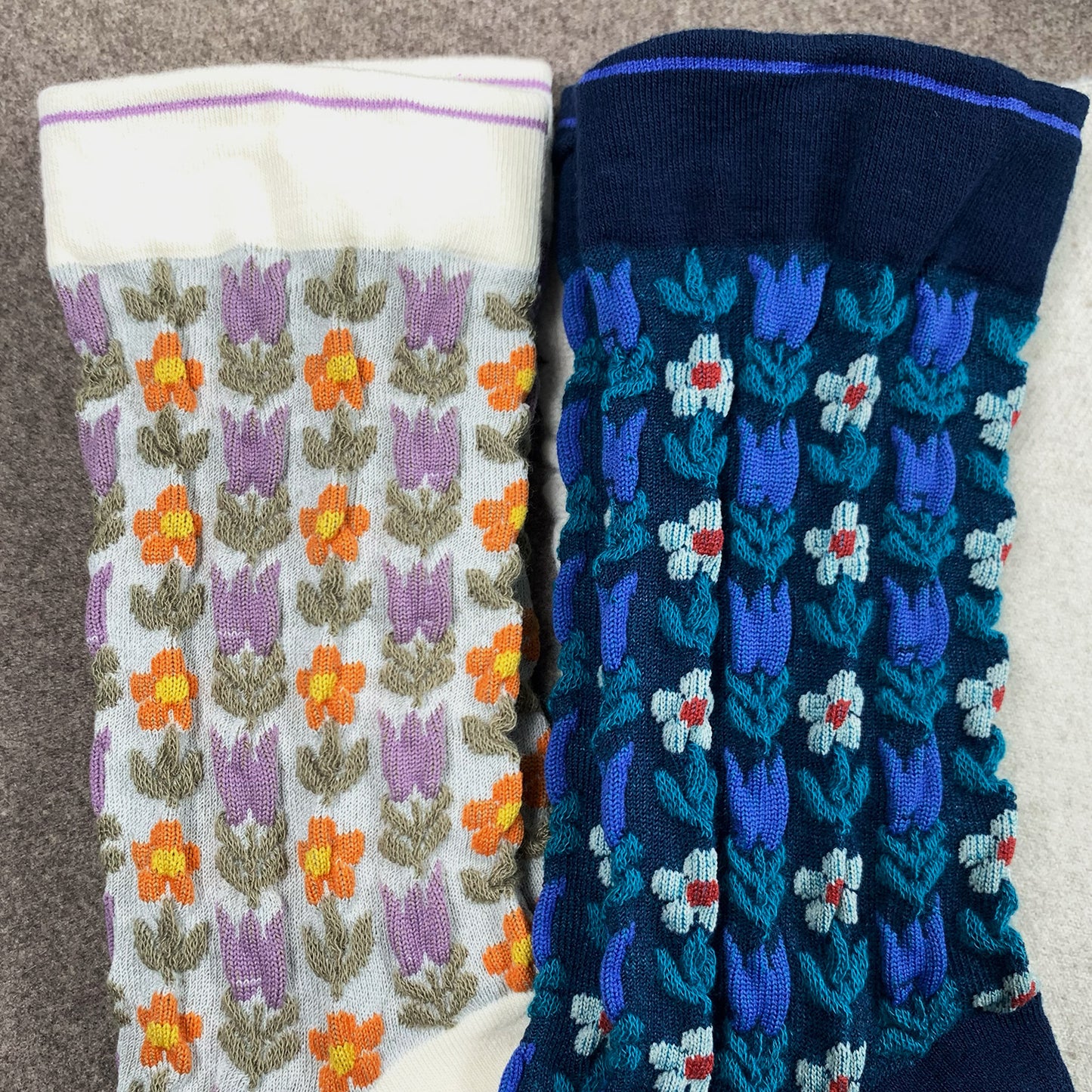 Women's Crew Retro Flower Deco Socks