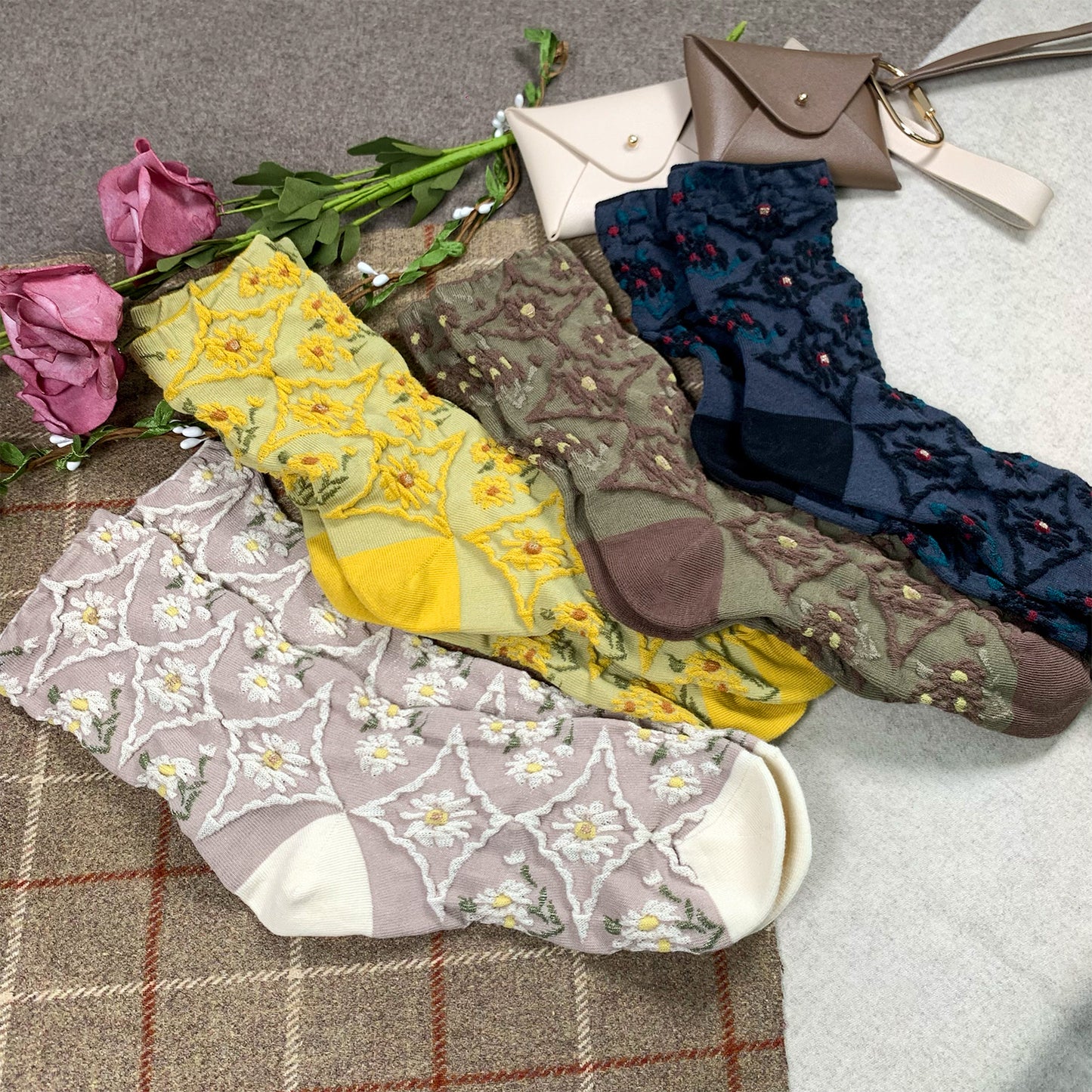 Women's Crew Mori Fleur Flower Socks