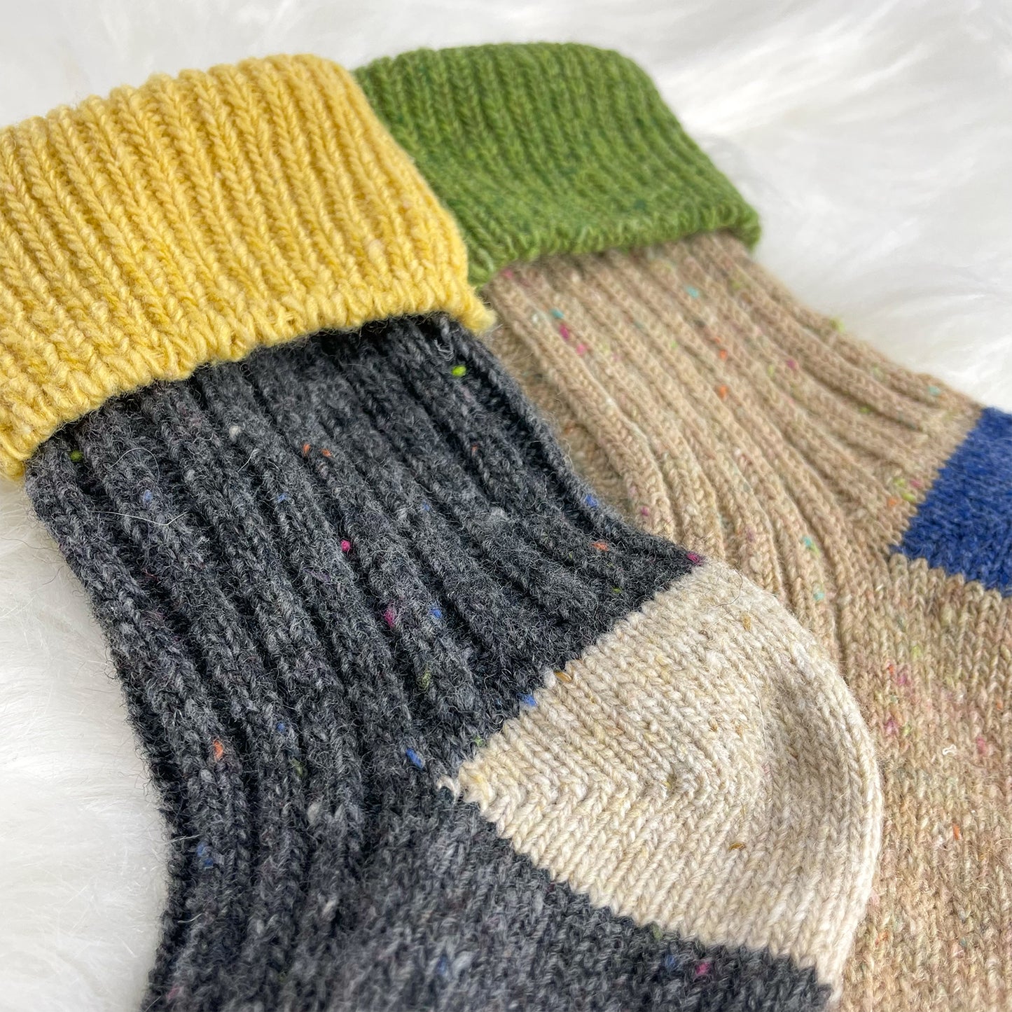 Women's Crew Winter Nep Wool Cover Socks